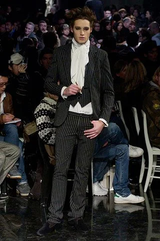 Look 19